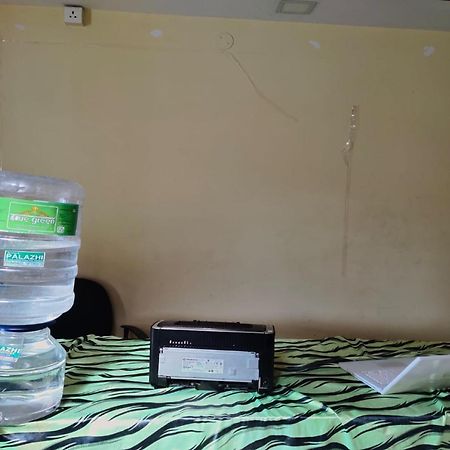 POP 83610 Hotel Thiruvananthapuram Buitenkant foto